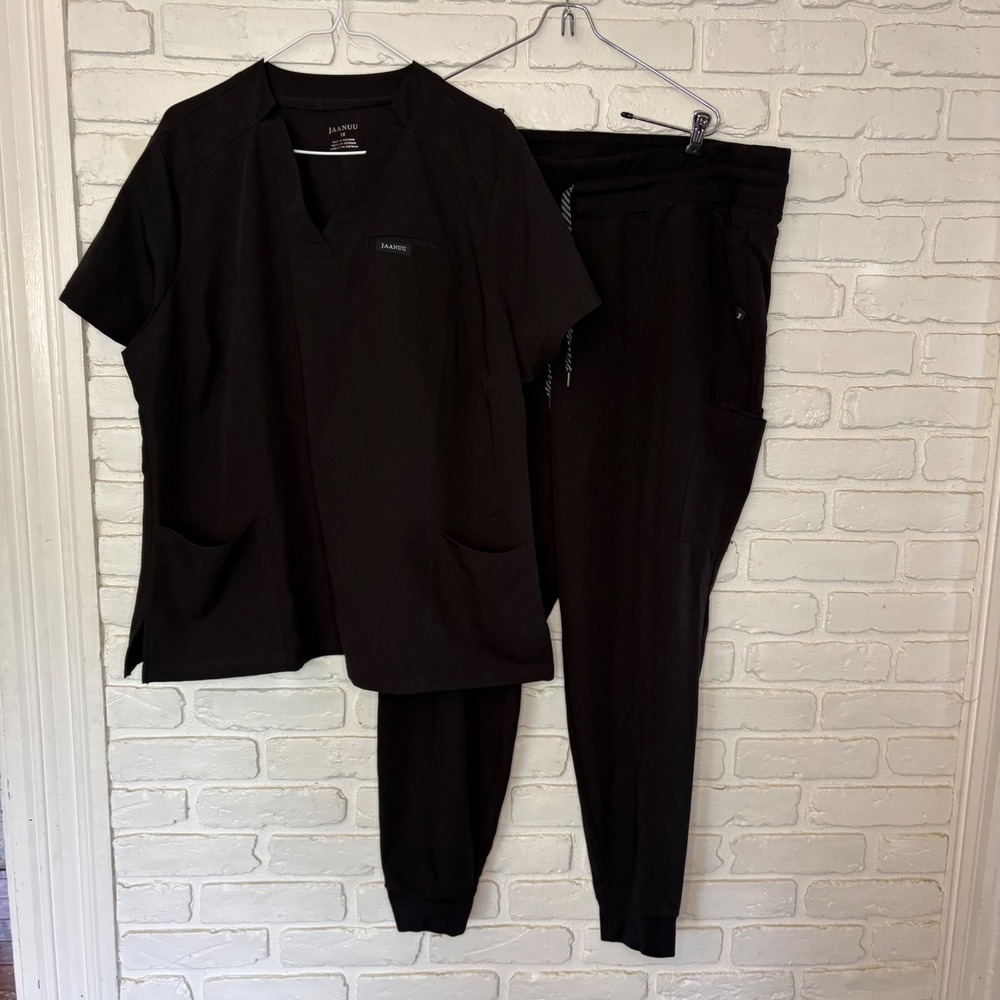 Jaanuu‎ Black Scrub Top Pants Set Women's Size 1X Joggers